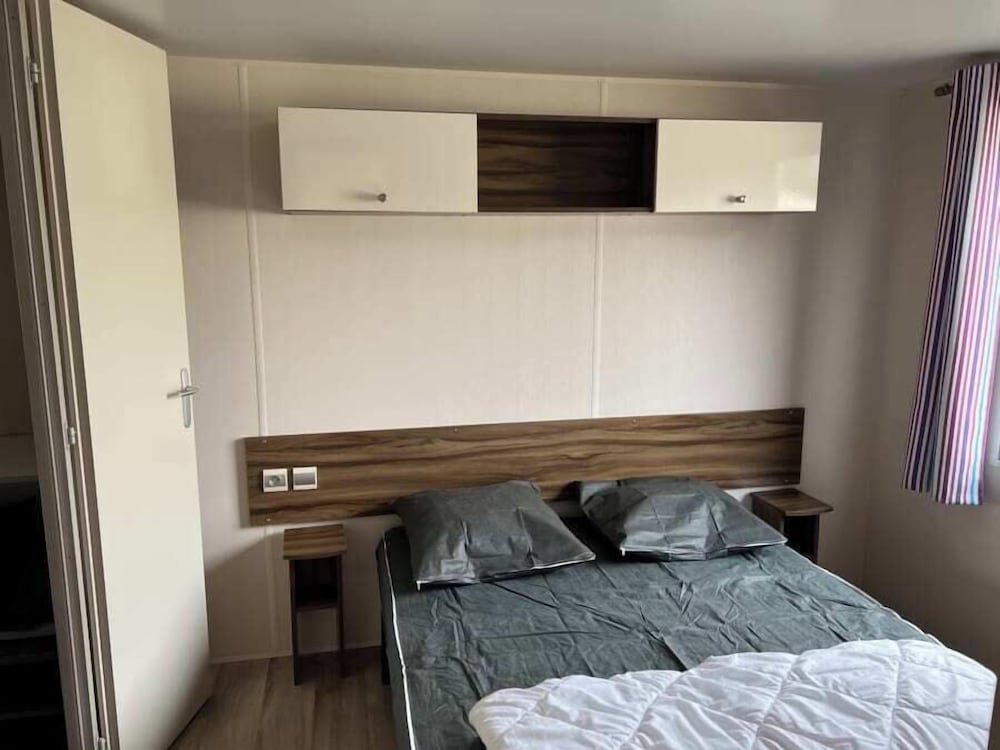 Basic Mobile Home photo 3
