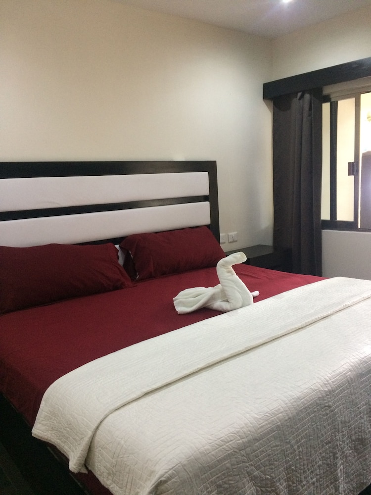 Standard Double Room, 1 King Bed photo 1