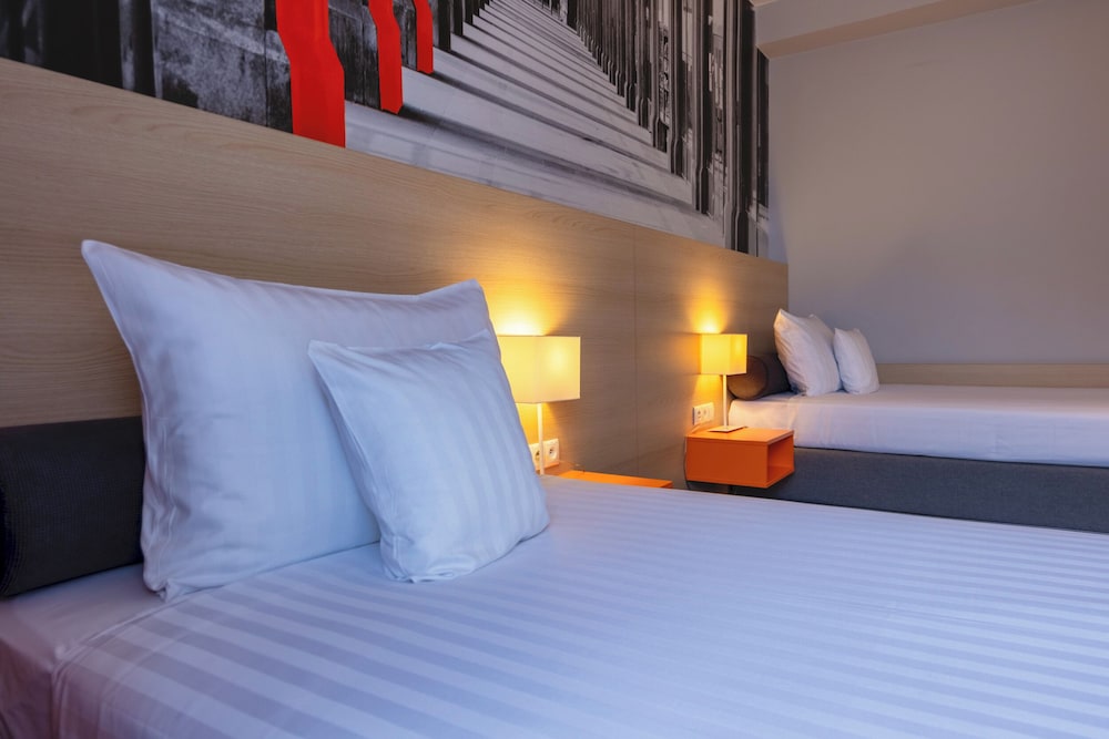 Standard Twin Room - Photo 2