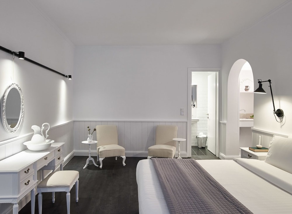 Deluxe Double Room (Oia Castle)
