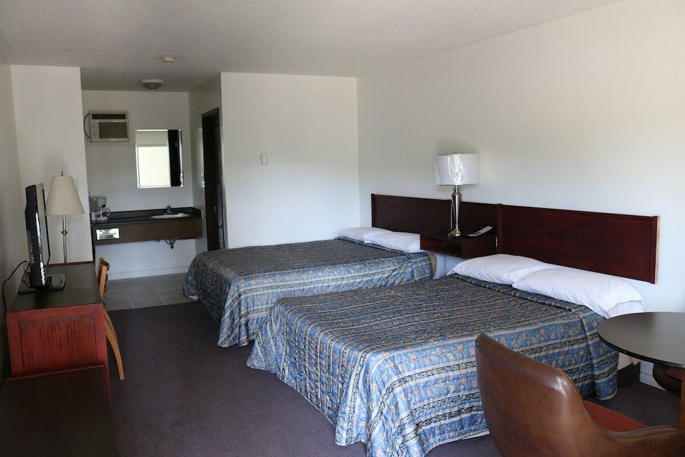 Basic Double Room photo 1