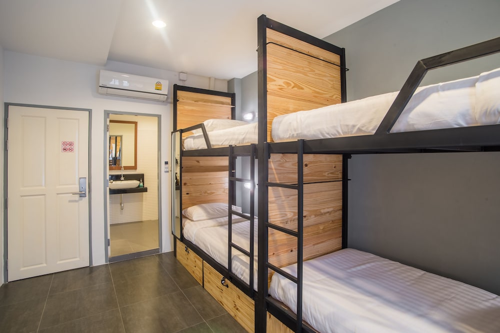 Deluxe Quadruple Room photo 2