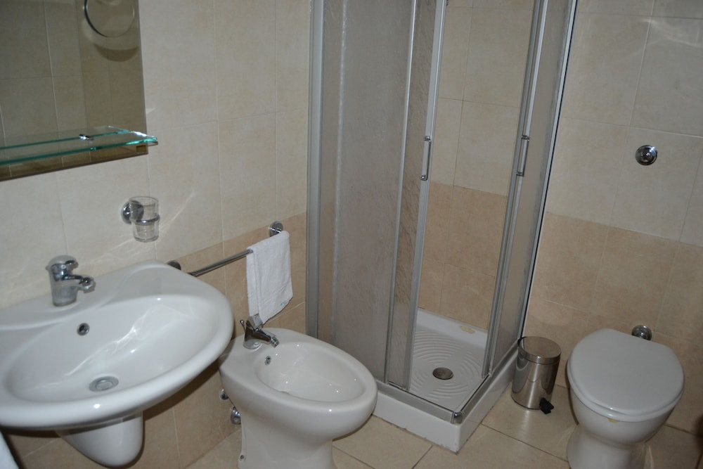 Family Apartment, 2 Bedrooms, Pool View (4 PAX) photo 2