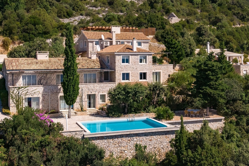 Villa (Villa Ivana)