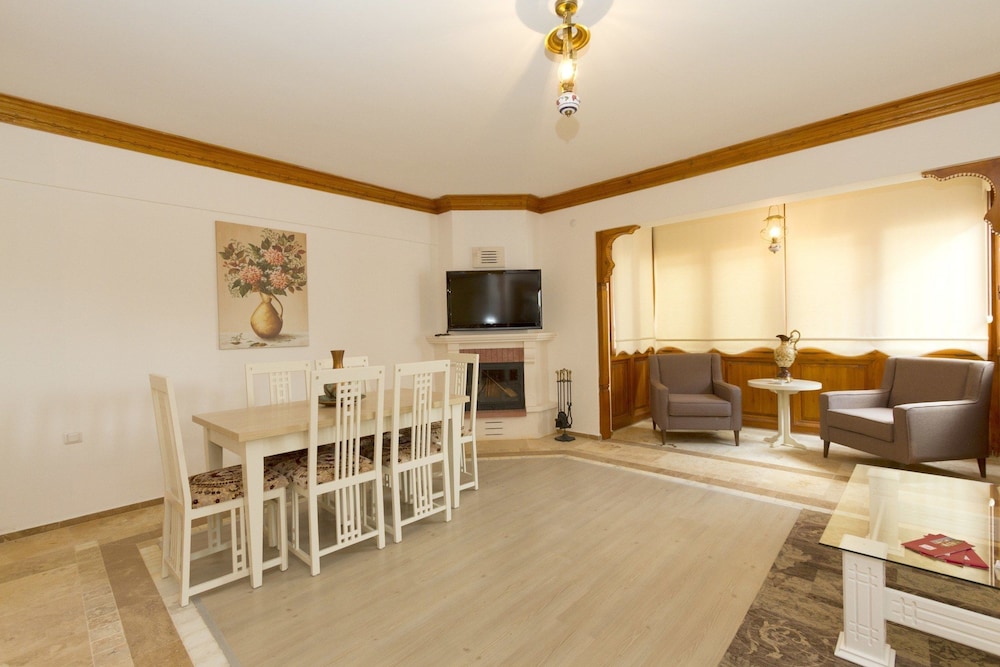 Family Duplex, 4 Bedrooms photo 3
