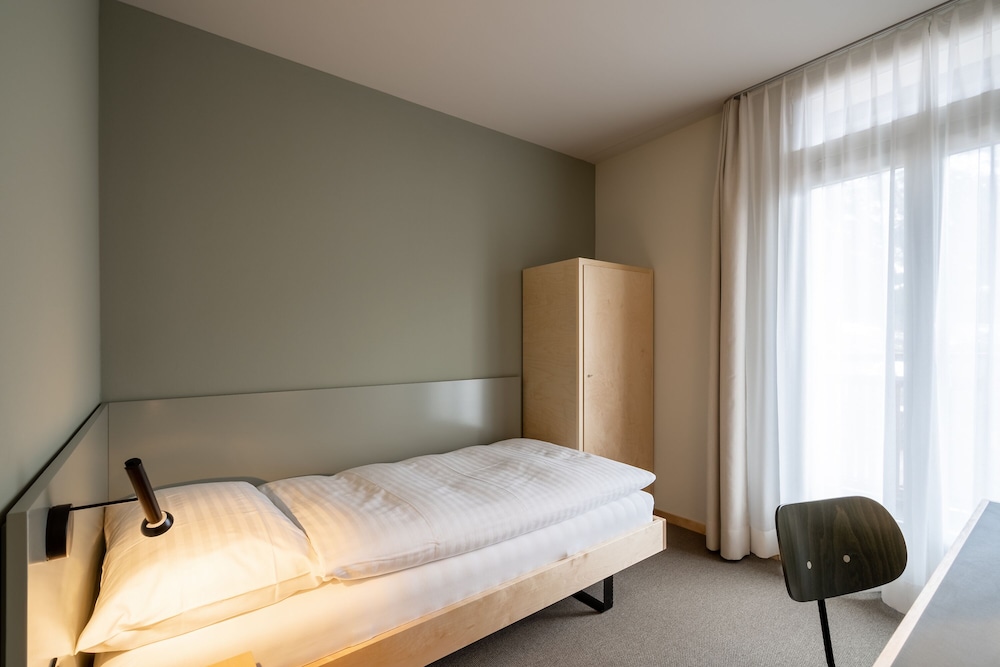 Panoramic Single Room, Balcony, Mountain View