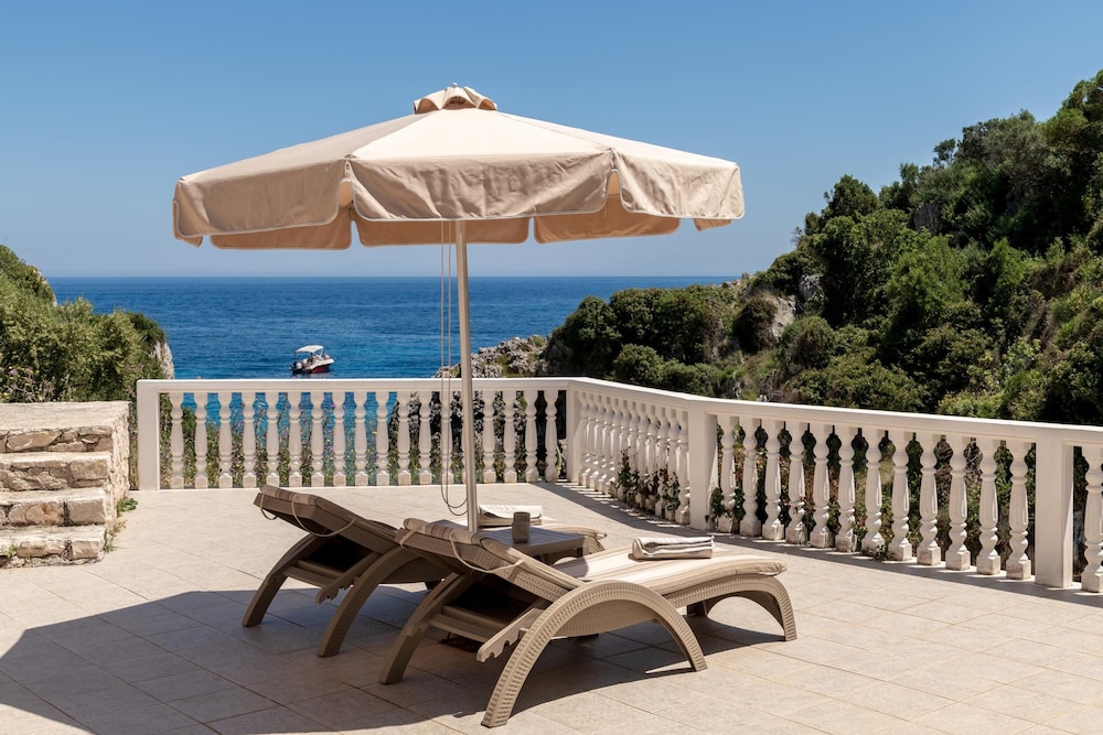 Studio, Terrace, Beachfront