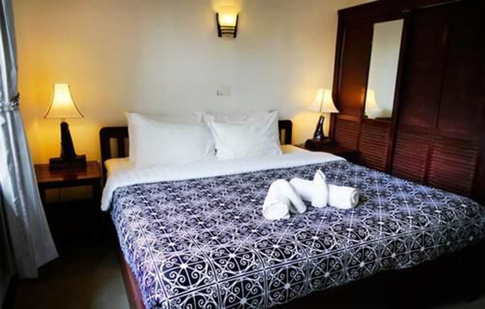 Deluxe Double Room, City View