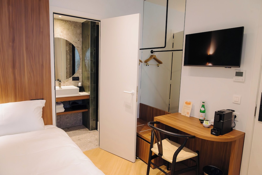 Standard Single Room, Balcony