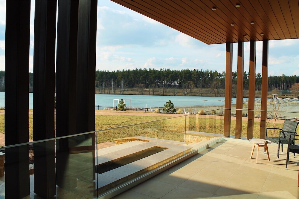 Luxury Suite photo 3