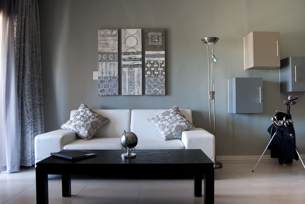One-Bedroom Apartment - Balcony (6) photo 1