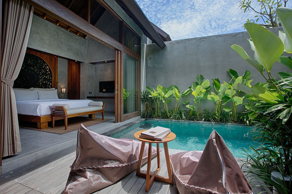 One Bedroom Private Pool Villa - Photo 11