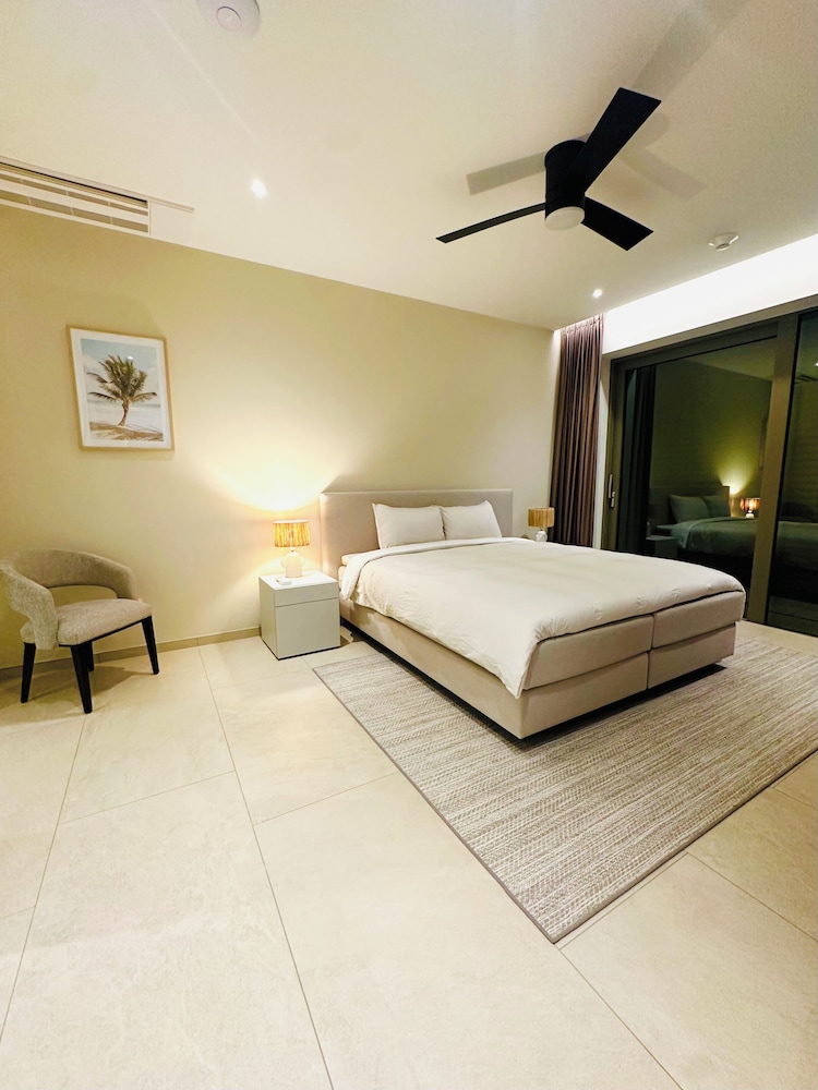 Luxury Apartment, 2 Bedrooms, Ocean View