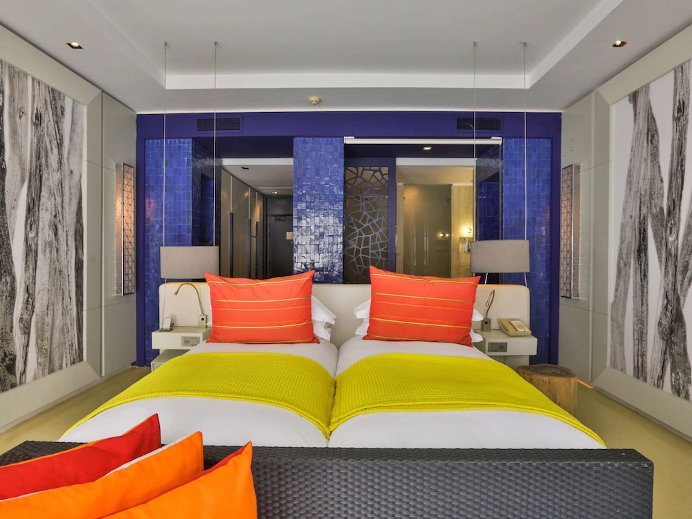 Superior Twin Room, 2 Twin Beds, Terrace, Pool View