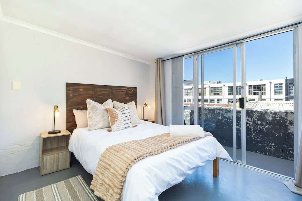 Apartment, 1 Double Bed, Patio, Mountain View (Bokaap Studio )