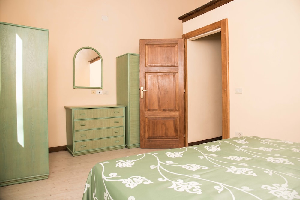 Apartment, 1 Bedroom, Kitchenette, Tower