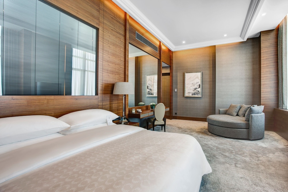 Presidential Suite, 2 Bedrooms, Sea View thumbnail 5
