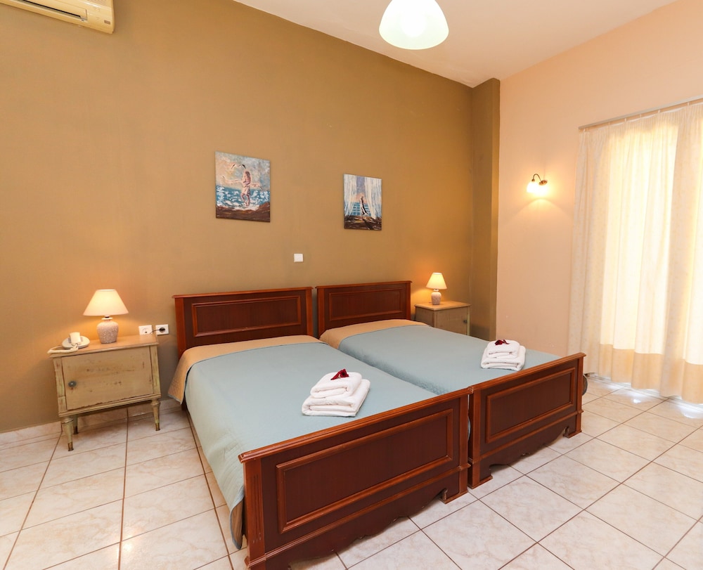 Basic Double or Twin Room