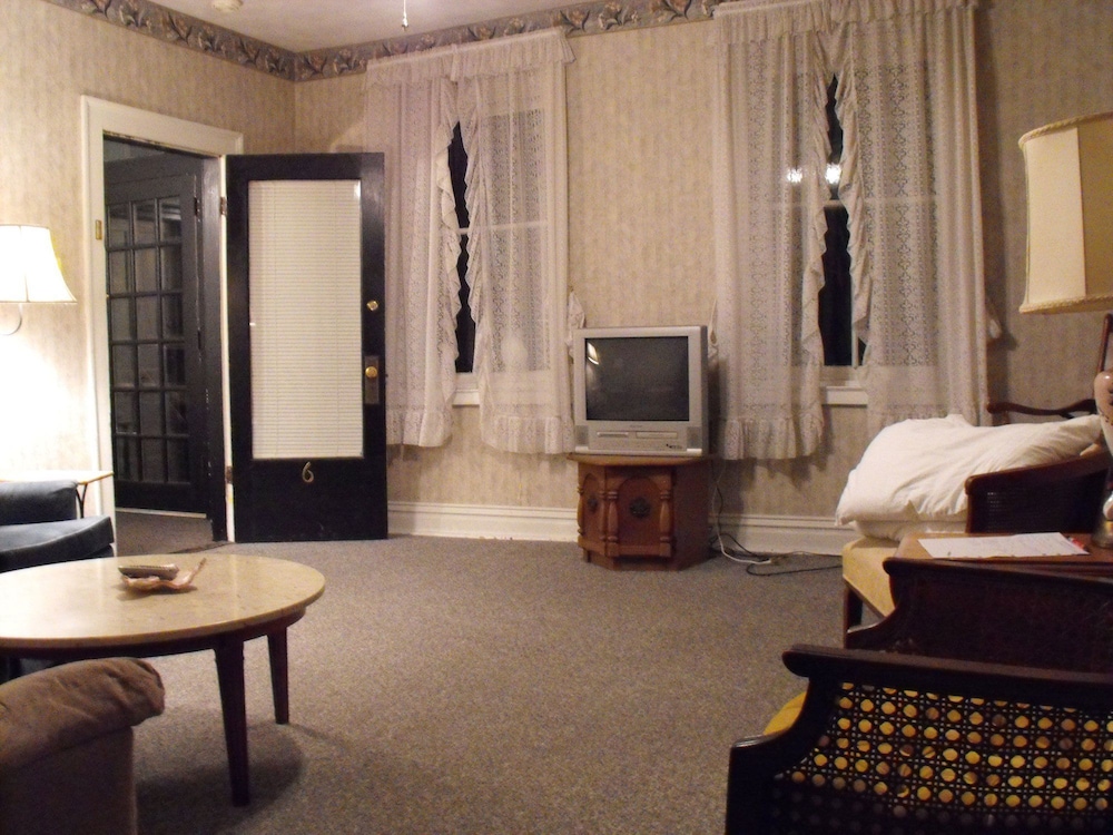 Suite, 2 Bedrooms photo 1