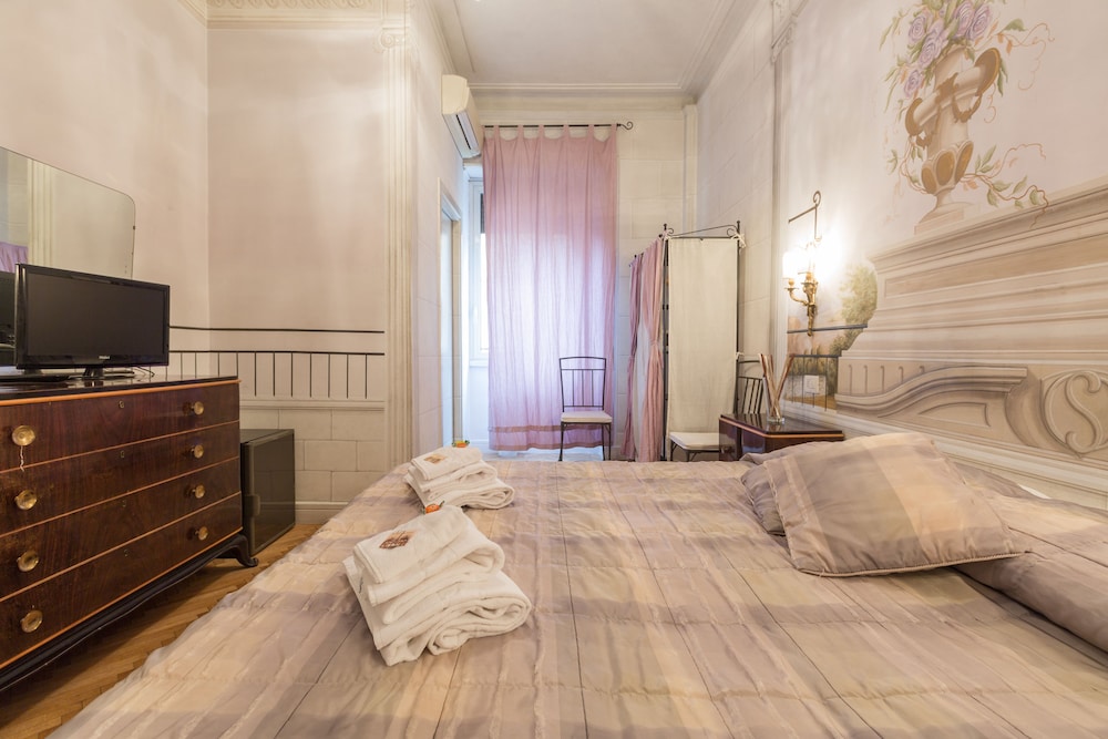 Double or Twin Room (DANTE) photo 2