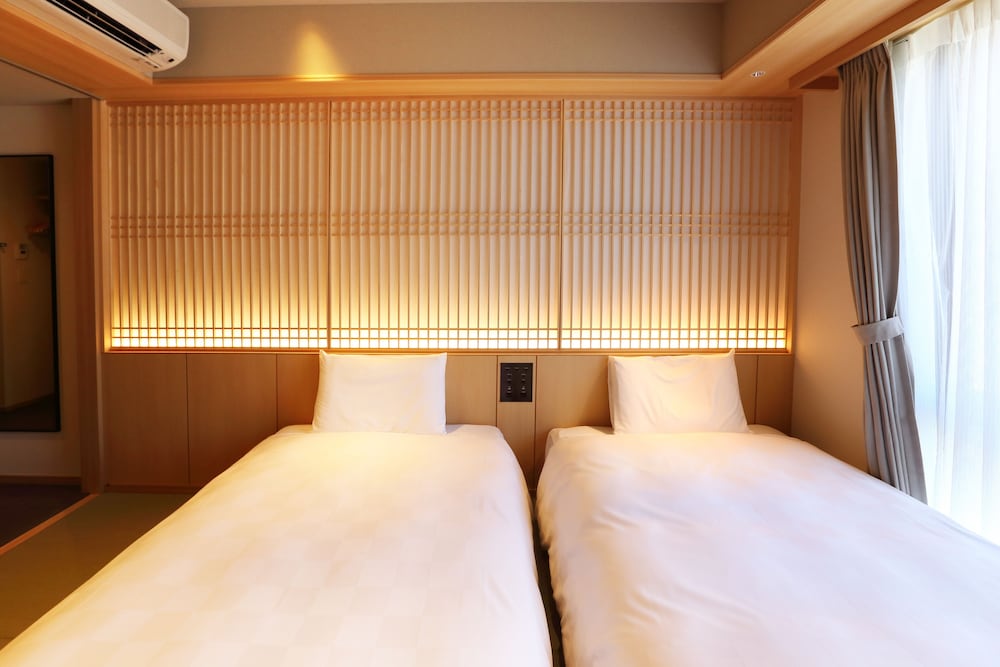 Standard Twin Room - Photo 2