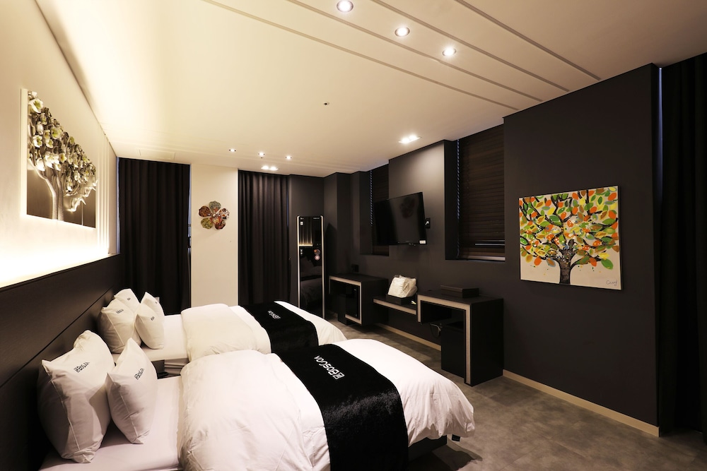 Deluxe Twin Room (No Breakfast) - Photo 4