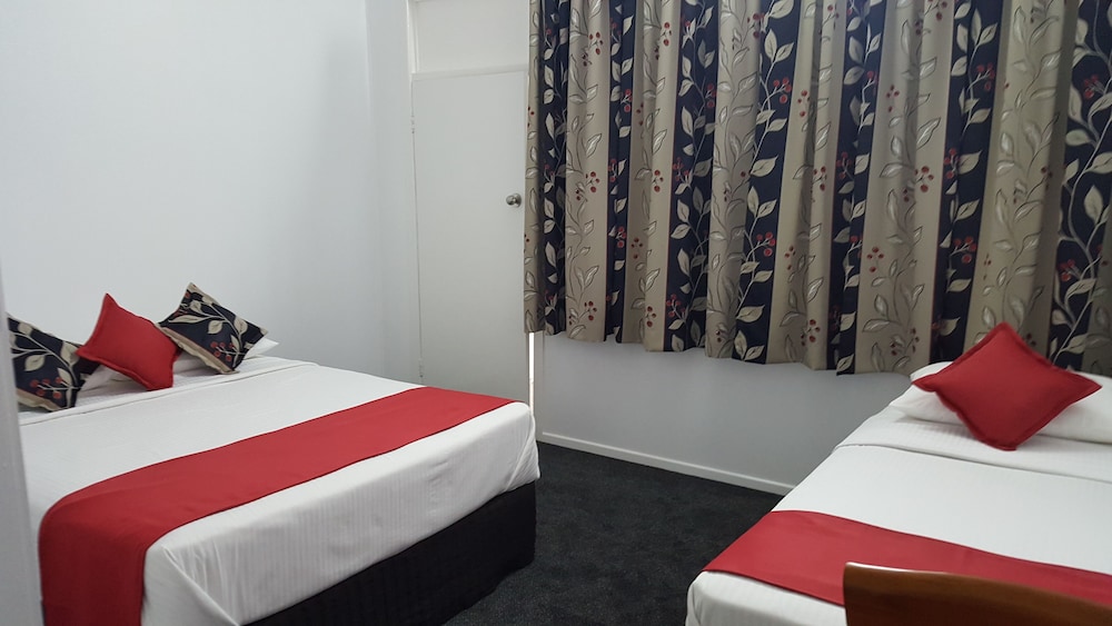 Deluxe Double or Twin Room photo 3