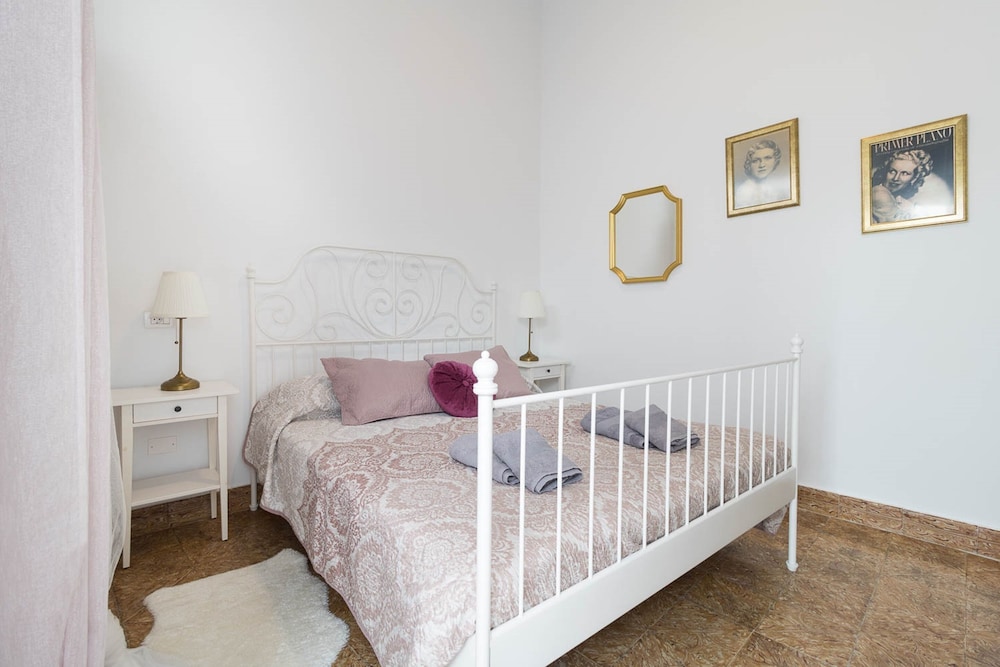 Romantic Double Room, 1 Queen Bed