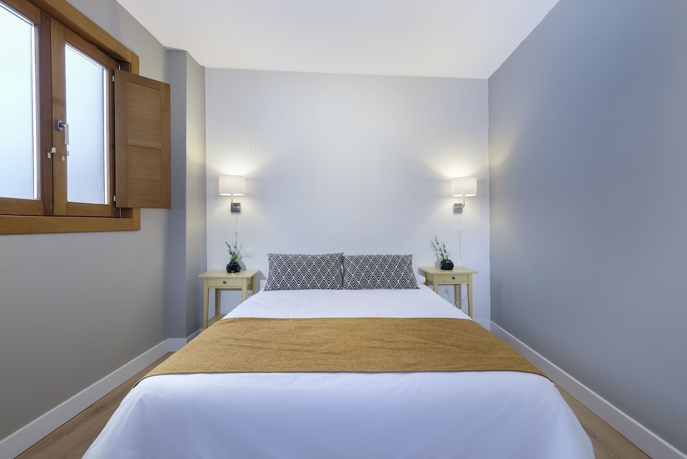 Premium Apartment, 1 Bedroom, Private Bathroom photo 2