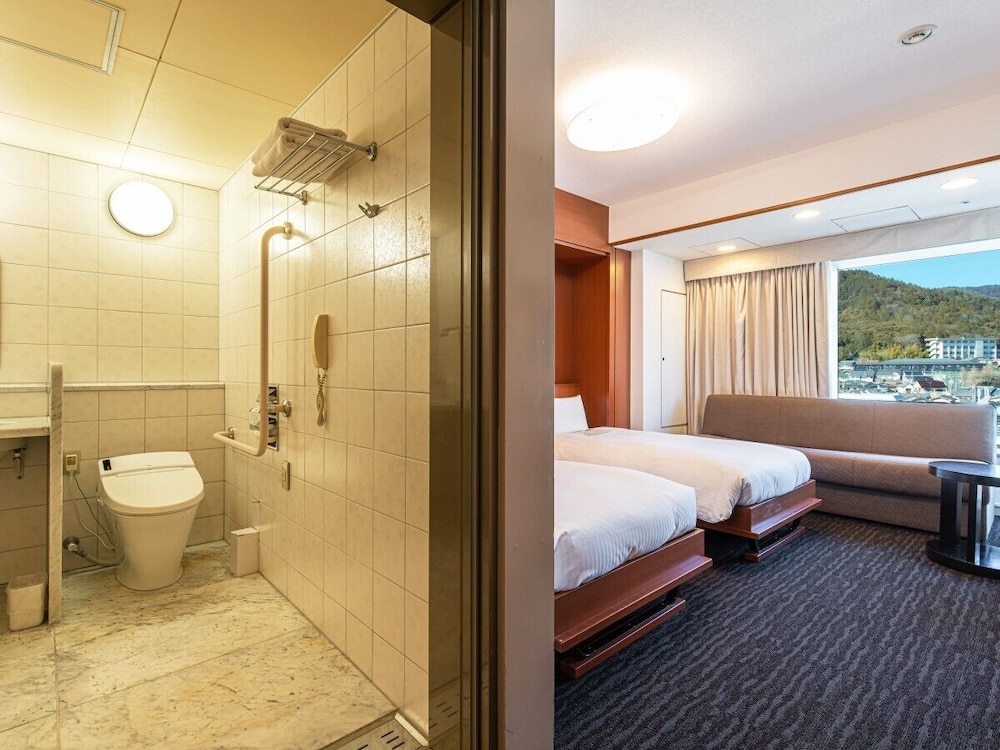 Barrier free twin room, Non-Smoking photo 3