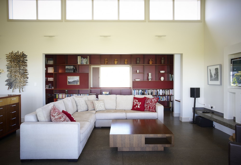 Standard Suite, Multiple Bedrooms, Non Smoking, Kitchen (Haumoana House) photo 3