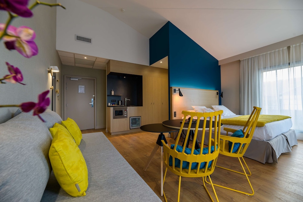 Standard Apartment, Multiple Beds, Non Smoking, Terrace - Photo 4