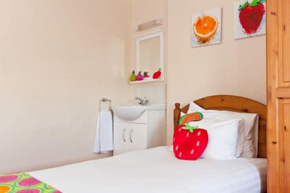 Single Room (separate toilet) photo 2