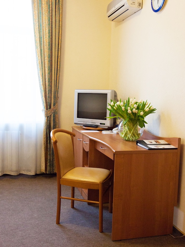 Standard Double Room photo 2
