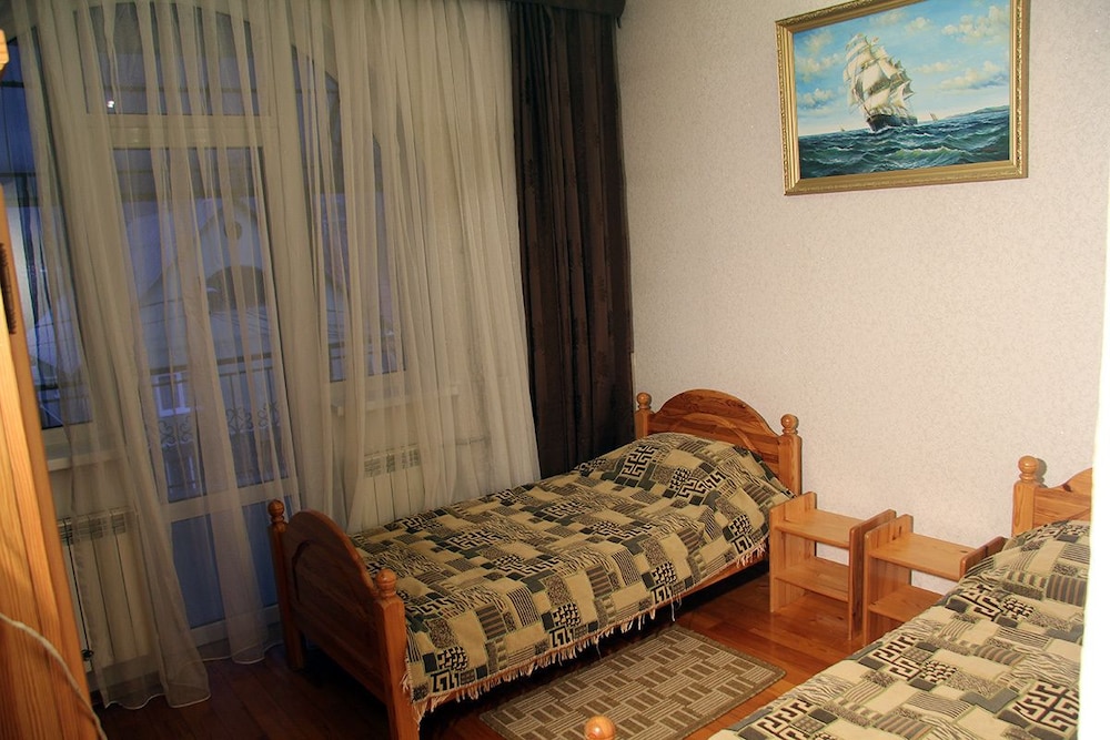 Standard Twin Room photo 2