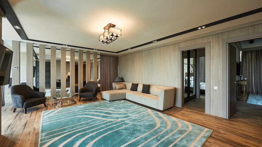 Royal Suite, Terrace