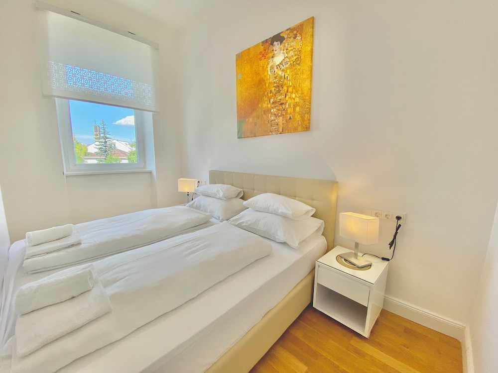 Panoramic Apartment, City View photo 1