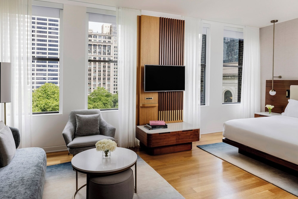 Junior Suite, 1 King Bed