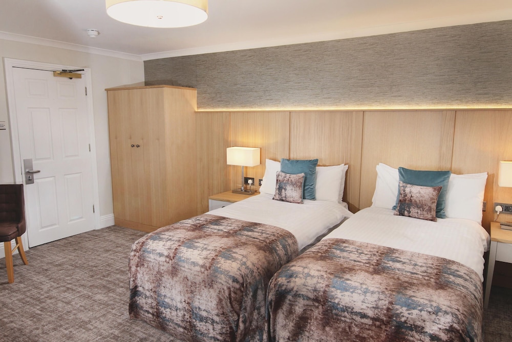 Standard Double or Twin Room, 1 Bedroom, Ensuite, Courtyard View photo 3