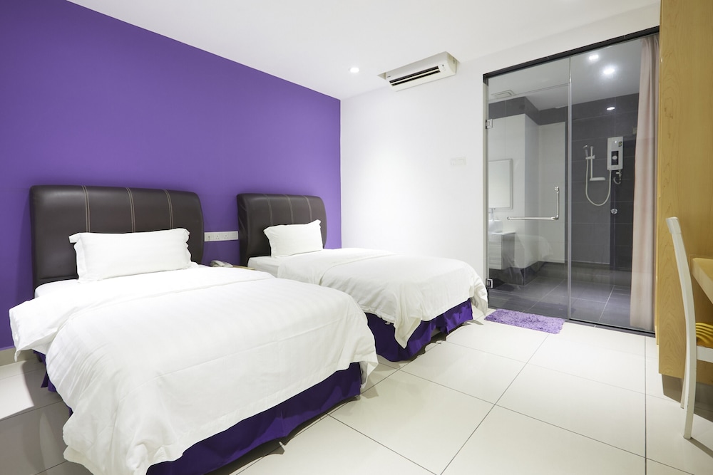 Superior Twin Room Without Window - Photo 1