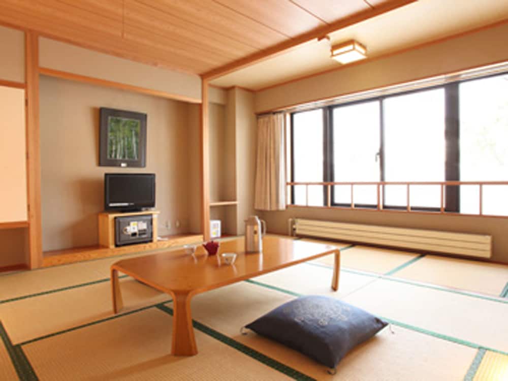 Japanese Style Room with Toilet photo 1