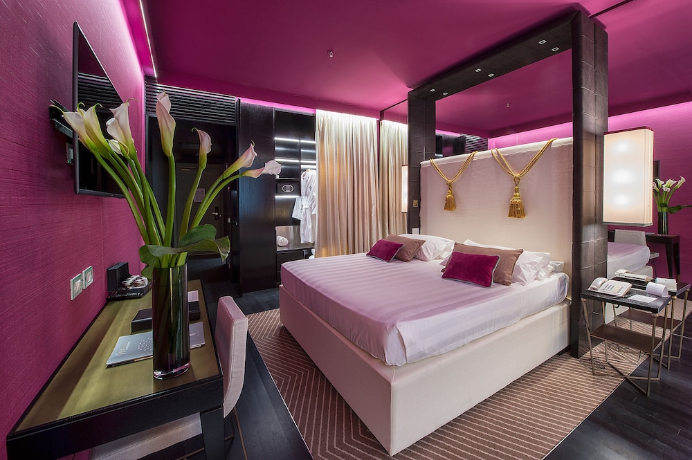 Superior Room, 1 King Bed, Balcony (View)