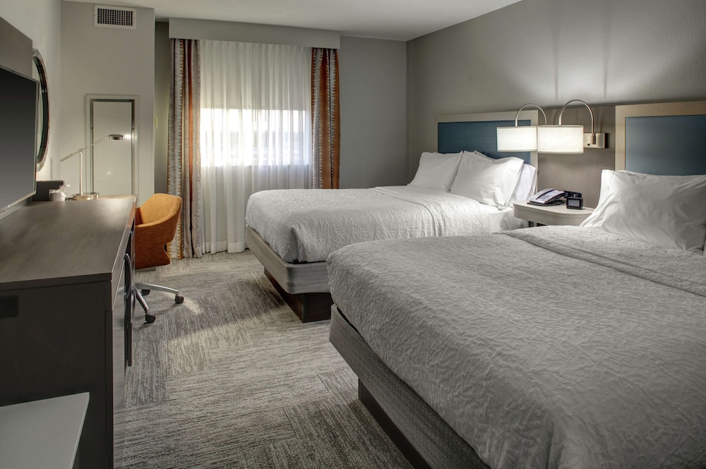 Room, 2 Queen Beds, Accessible (Mobility & Hearing, Roll-In Shower) - Photo 1