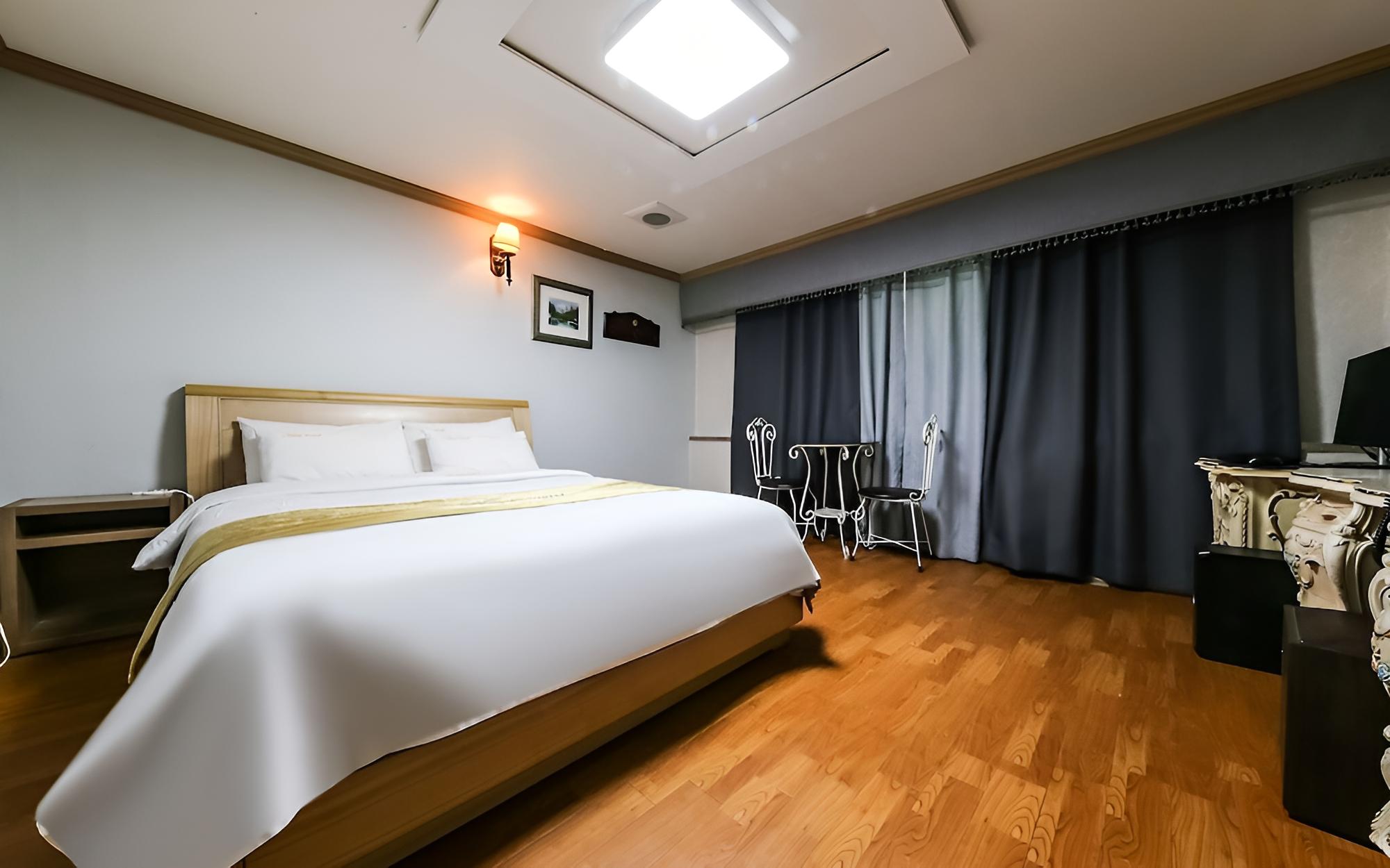 Room (Premium) photo 3