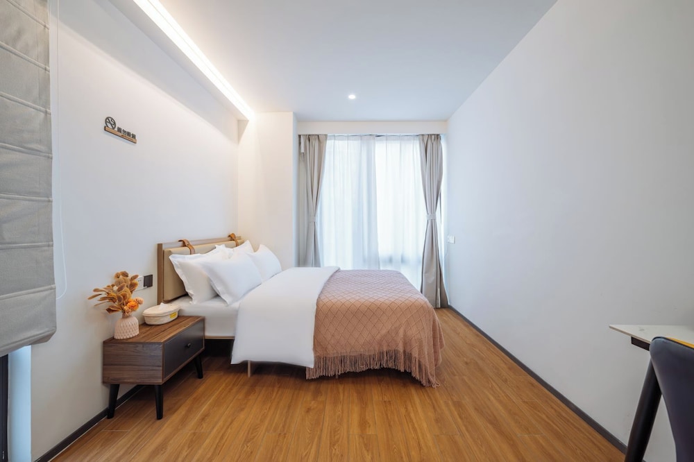 Basic Double Room