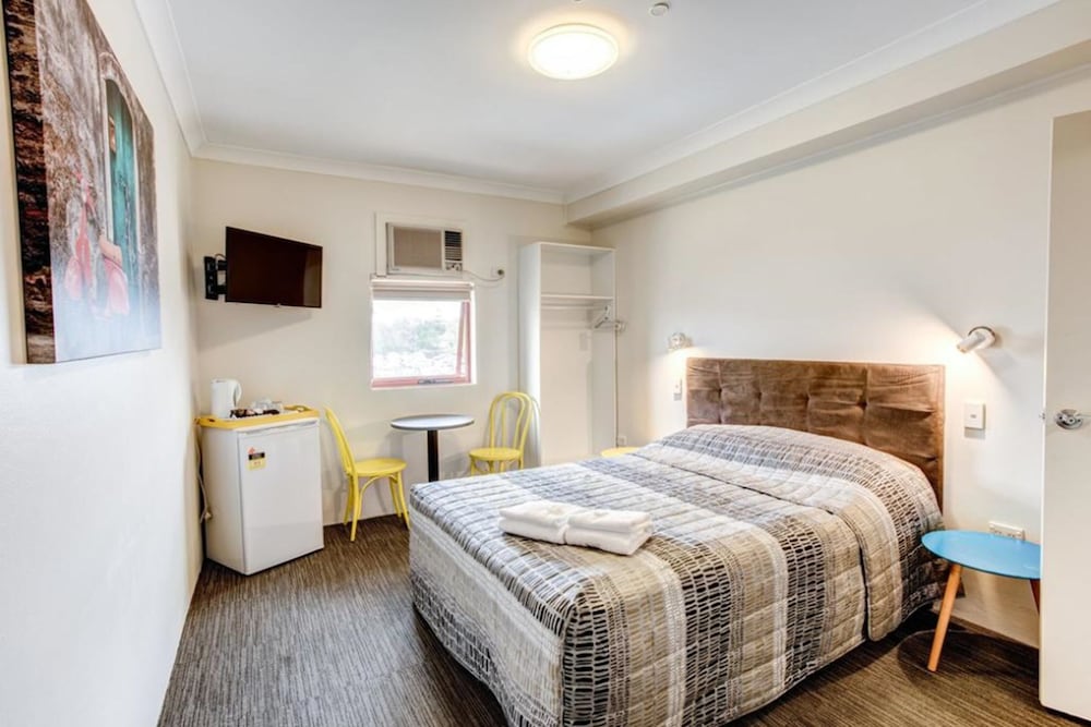 Two Bedroom Family Room (Small) photo 2