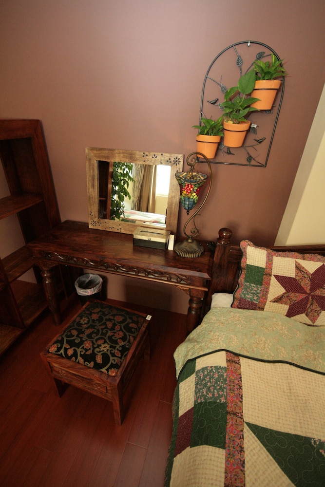 Classic Twin Room