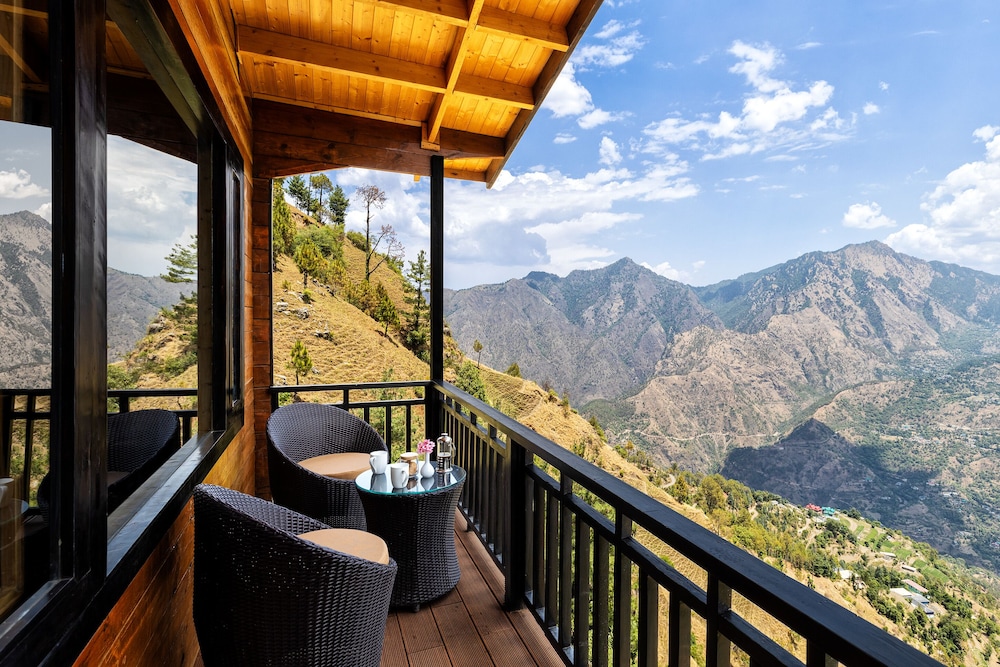 Villa Suite with Private Balcony - Photo 4