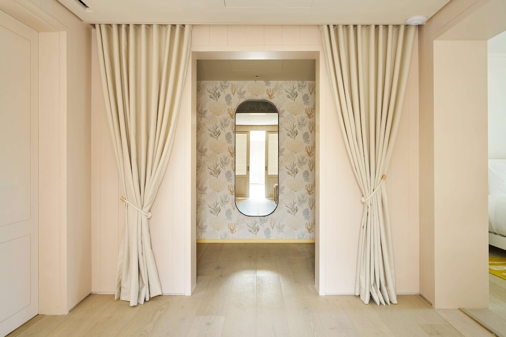 Villa, 1 King Bed, Ocean View (160sqm) - Photo 1