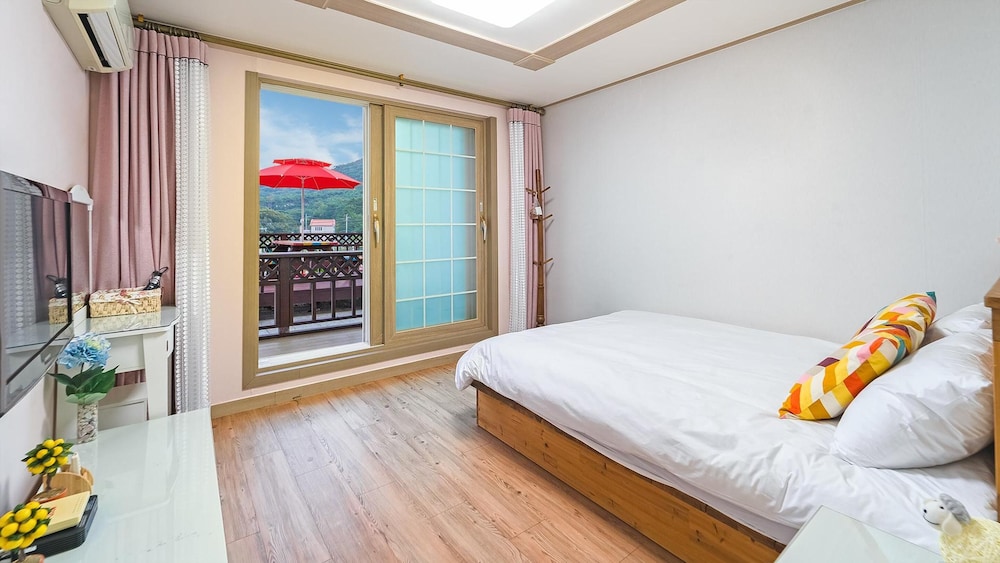 Basic Room, 1 Bedroom (Sirius) photo 3